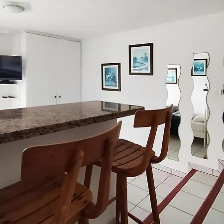 First-line Waterfront Studio Appartement Callao Salvaje